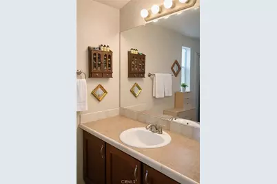 4201 Topanga Canyon Boulevard #21, Woodland Hills, CA 91364 - Photo 9