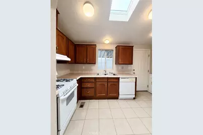 4201 Topanga Canyon Boulevard #21, Woodland Hills, CA 91364 - Photo 3