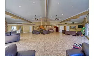 4201 Topanga Canyon Blvd, Woodland Hills, CA 91364 - Photo 29