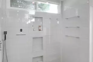 23929 Crosson, Woodland Hills, CA 91367 - Photo 15