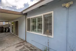 26333 Long Oak Dr, Newhall, CA 91321 - Photo 11
