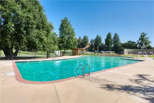 26333 Long Oak Dr, Newhall, CA 91321 - Photo 33