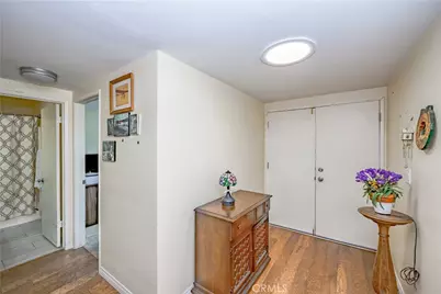 26333 Long Oak Drive, Newhall, CA 91321 - Photo 13