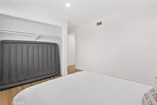 23312 Ostronic, Woodland Hills, CA 91367 - Photo 19