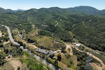 42135 San Francisquito Canyon Rd, Lake Hughes, CA 93532 - Photo 25