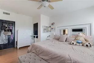 10231 Independence, Chatsworth, CA 91311 - Photo 17