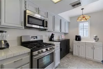 10231 Independence #C17, Chatsworth, CA 91311 - Photo 11