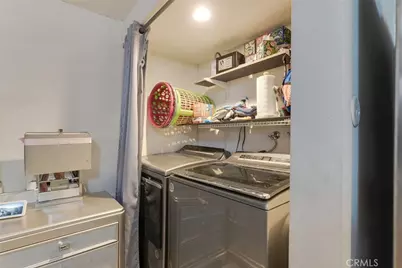 10231 Independence, Chatsworth, CA 91311 - Photo 25