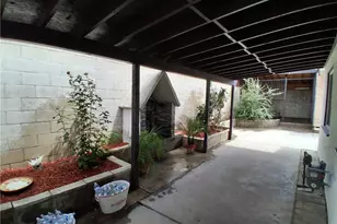11662 Glamis St, Sylmar, CA 91342 - Photo 23