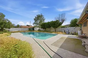 2004 E Campus, Hemet, CA 92544 - Photo 27