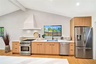 5534 Pattilar Ave, Woodland Hills, CA 91367 - Photo 17