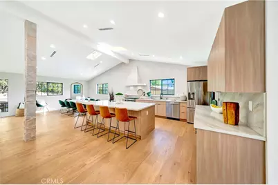 5534 Pattilar Avenue, Woodland Hills, CA 91367 - Photo 13