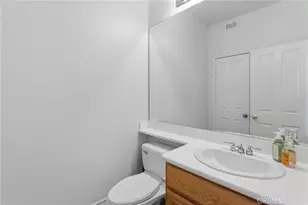 26056 O'Hara Ln, Stevenson Ranch, CA 91381 - Photo 11