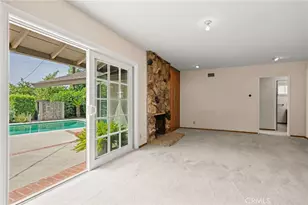 15906 Tuba St, Granada Hills, CA 91343 - Photo 17