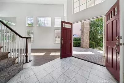 27468 Clarkson Court, Valencia, CA 91354 - Photo 3