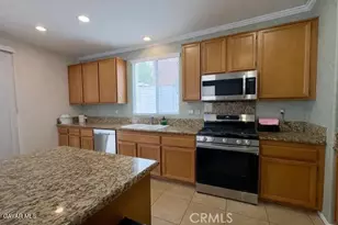 16149 Crespin Ct, Victorville, CA 92394 - Photo 3