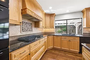 13792 Christian Barrett Dr, Moorpark, CA 93021 - Photo 7