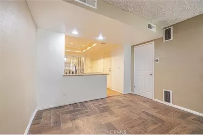 8633 Balboa #2, Northridge, CA 91325 - Photo 9