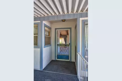 21440 W Brier Way, Saugus, CA 91350 - Photo 3