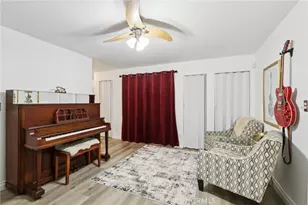 17160 Signature Dr, Granada Hills, CA 91344 - Photo 33