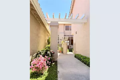 620 Ivywood #F, Simi Valley, CA 93065 - Photo 9