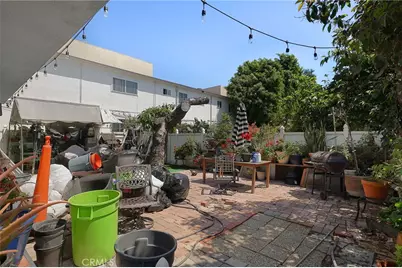 803 E La Palma, Inglewood, CA 90301 - Photo 15