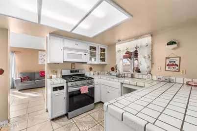 43903 11th, Lancaster, CA 93535 - Photo 15