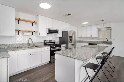 7881 Fernwood, California City, CA 93505 - Photo 13