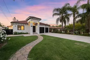 22953 Oxnard St, Woodland Hills, CA 91367 - Photo 1