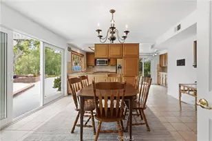 24736 Eilat St, Woodland Hills, CA 91367 - Photo 13