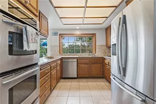 24736 Eilat St, Woodland Hills, CA 91367 - Photo 19