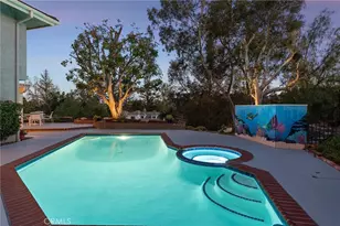 24736 Eilat St, Woodland Hills, CA 91367 - Photo 3