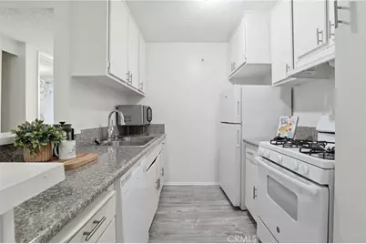 18620 Hatteras #276, Tarzana, CA 91356 - Photo 9