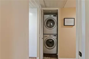 19804 Sandpiper Pl, Newhall, CA 91321 - Photo 15