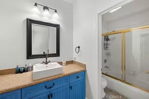 21045 Mendenhall Ct, Topanga, CA 90290 - Photo 29