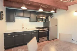 537 Vista Ave, Sugarloaf, CA 92386 - Photo 15