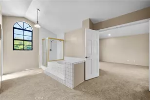6056 Lake Lindero, Agoura Hills, CA 91301 - Photo 25