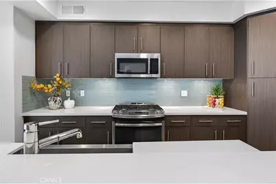 11912 Laurelwood Dr. #101, Studio City, CA 91604 - Photo 19
