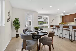 11912 Laurelwood Dr, Studio City, CA 91604 - Photo 5