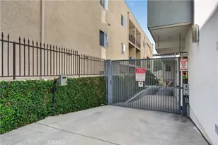 11912 Laurelwood, Studio City, CA 91604 - Photo 31