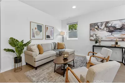 11912 Laurelwood Dr. #101, Studio City, CA 91604 - Photo 3