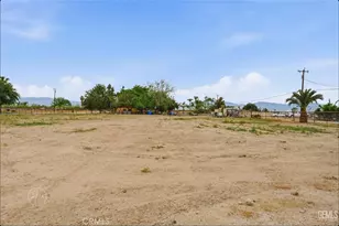 253 E McKee, Bakersfield, CA 93307 - Photo 37