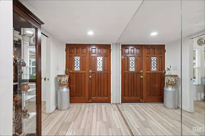 253 E McKee, Bakersfield, CA 93307 - Photo 17