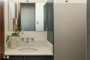 19950 Collier St, Woodland Hills, CA 91364 - Photo 41