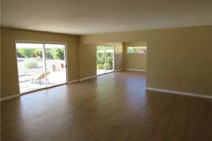 11323 Zelzah, Granada Hills, CA 91344 - Photo 5
