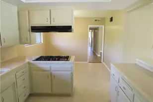 11323 Zelzah, Granada Hills, CA 91344 - Photo 11