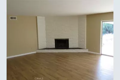 11323 Zelzah, Granada Hills, CA 91344 - Photo 7