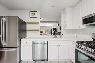 15786 Midwood Dr, Granada Hills, CA 91344 - Photo 13
