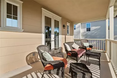 27018 Woodlands Dr, Valencia, CA 91355 - Photo 41