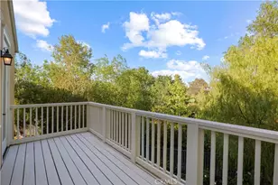 27018 Woodlands Dr, Valencia, CA 91355 - Photo 37